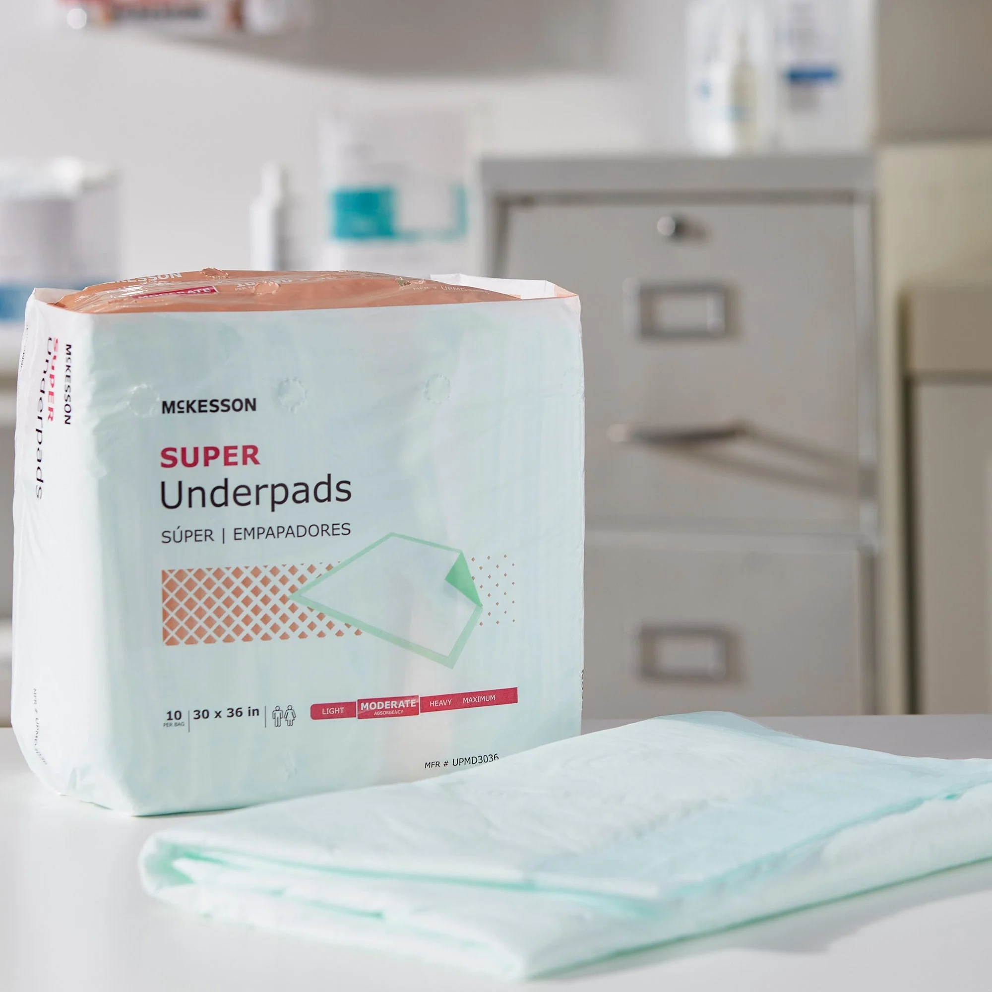 McKesson Brand McKesson Super Moderate Absorbency Underpad, 30 x 36 Inch (100/CS) - Image 5
