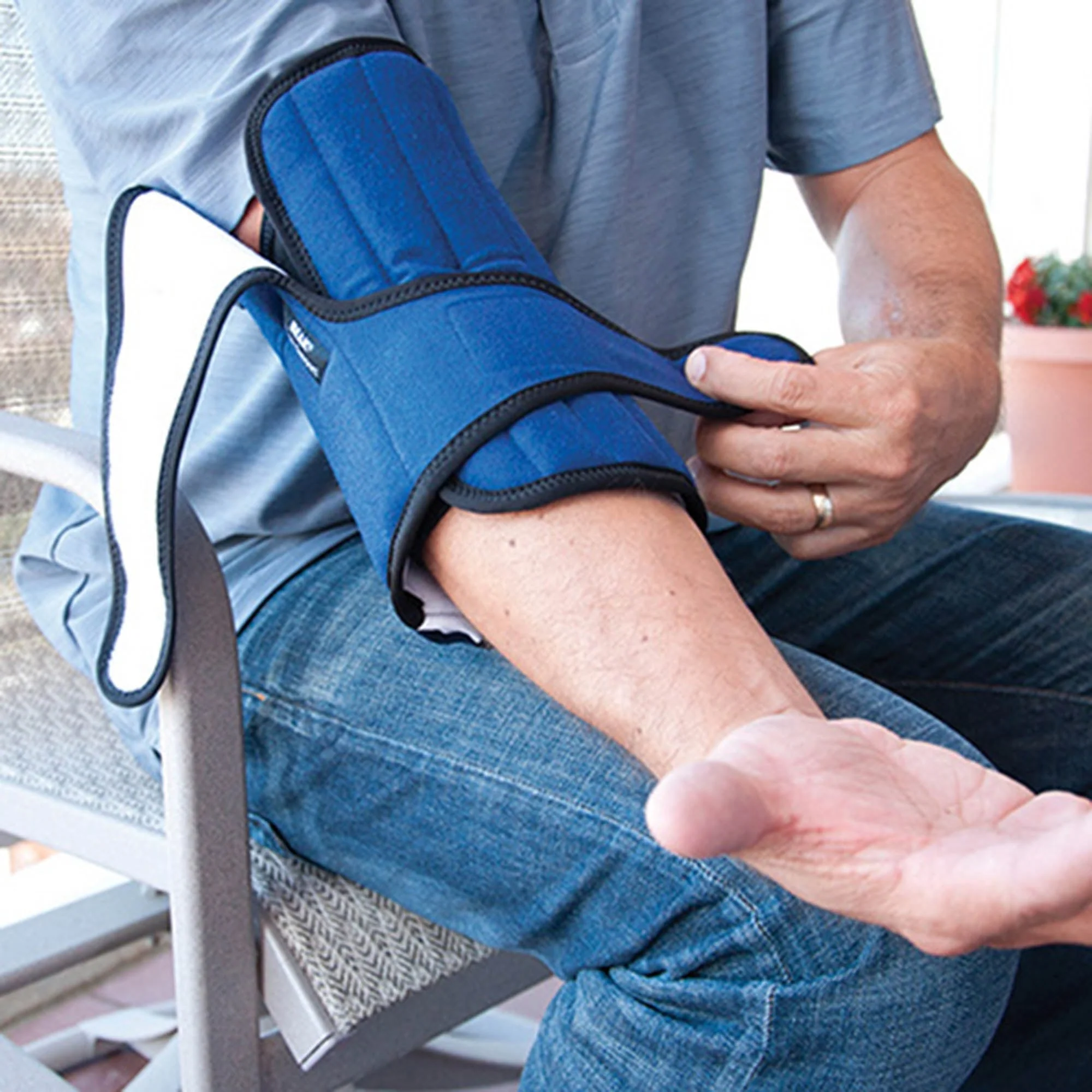 Brownmed IMAK RSI Elbow Support, Extra Large - Image 3