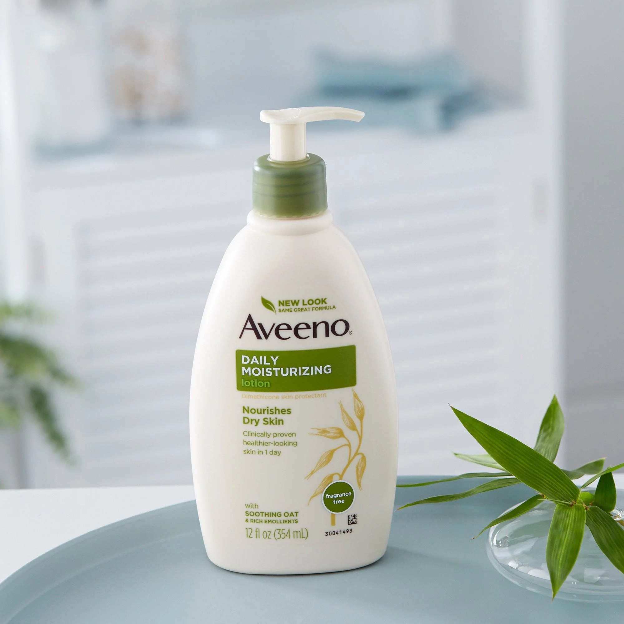 Kenvue Brands LLC Aveeno Daily Moisturizing Body Lotion, 12 oz. Bottle (12/CS) - Image 4