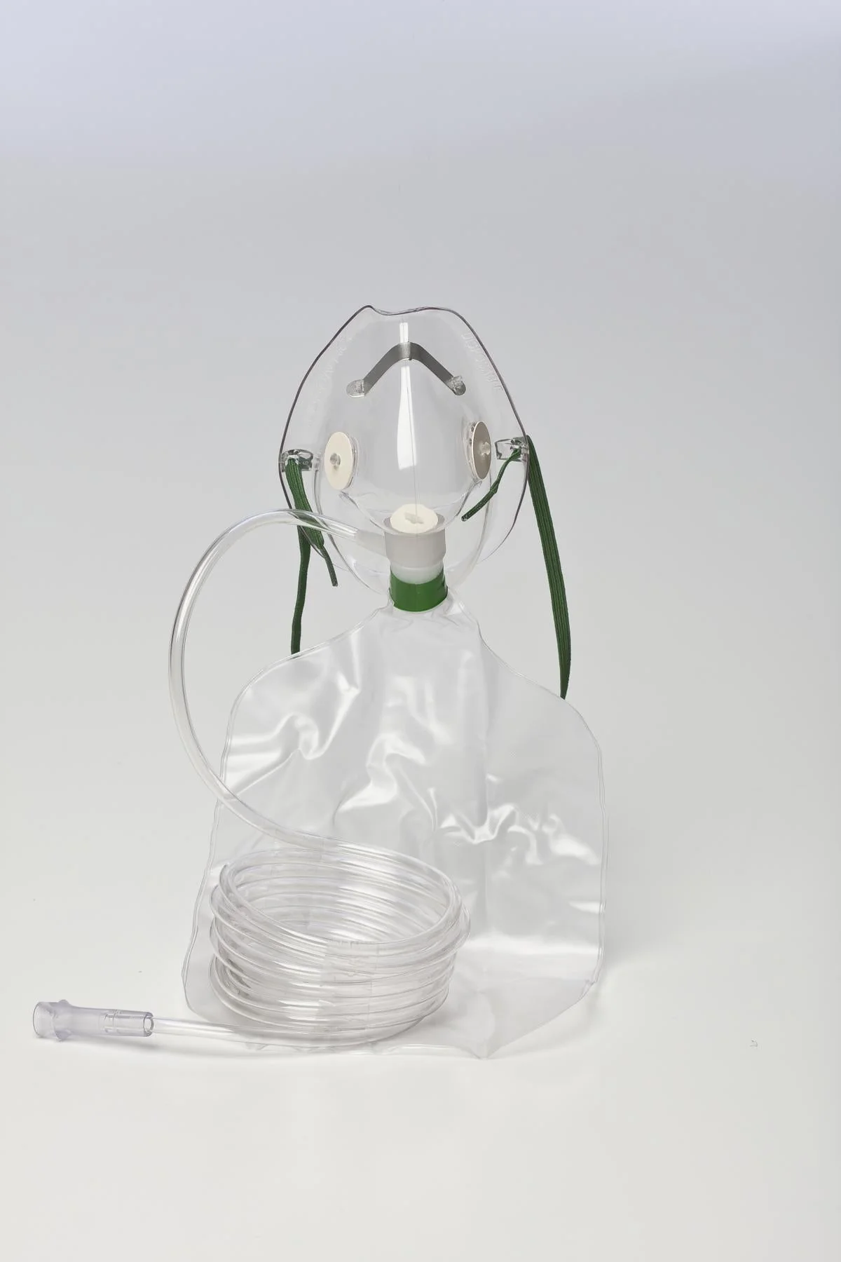 Medline NonRebreather Oxygen Mask Elongated Style Adult One Size Fits Most Adjustable Head Strap / Nose Clip (HUD1060 / CS)