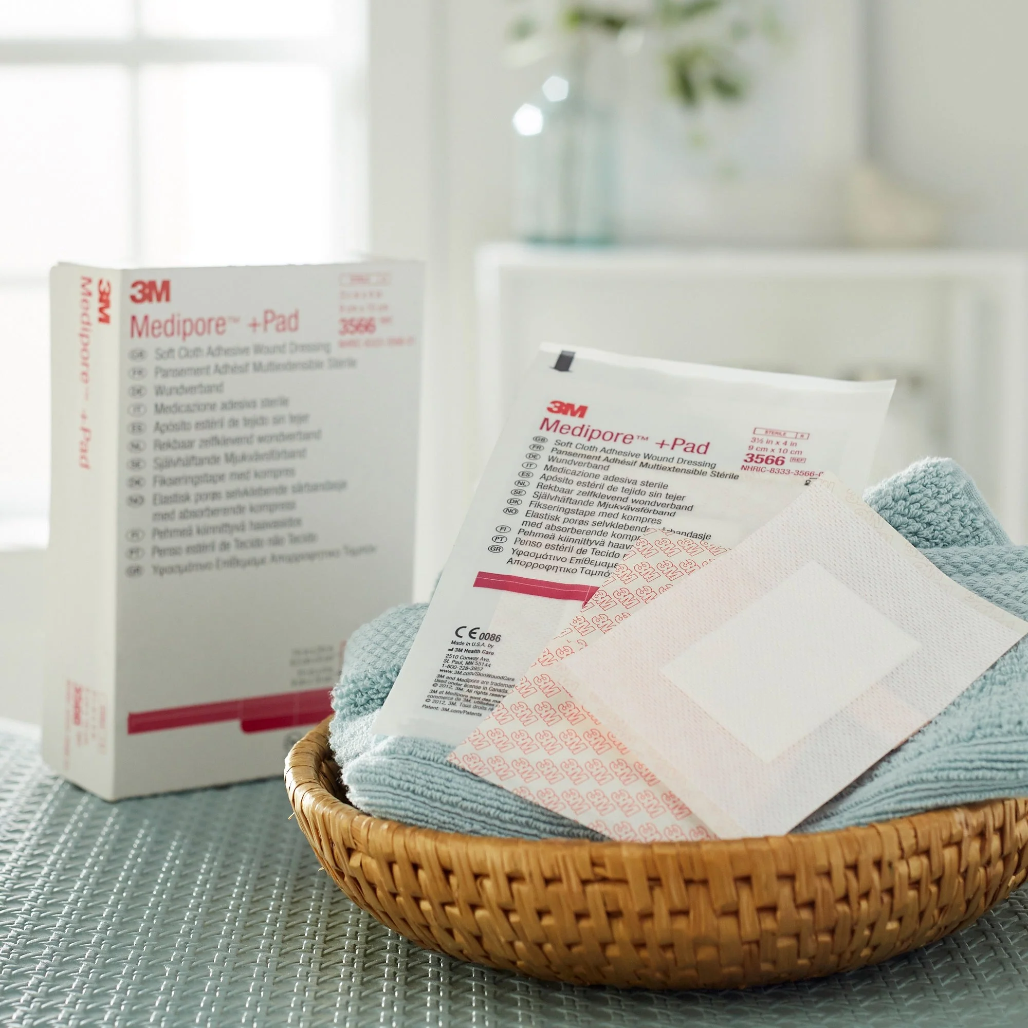 Solventum Corporation 3M Medipore +Pad Soft Cloth Dressings, 3.5 x 4 Inch (100/CS) - Image 4