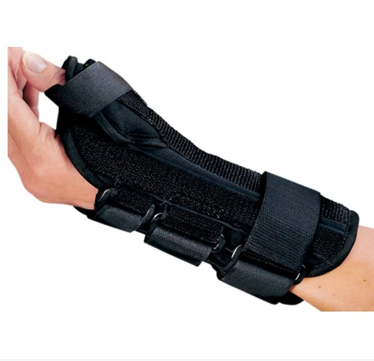DJO ProCare ComfortForm Right Wrist Brace with Abducted Thumb, Medium